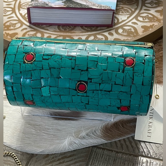 Antik Kraft Amoli Clutch - Picture 4 of 11